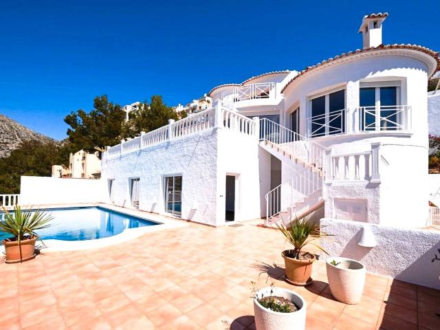 Villa en venta en Altea