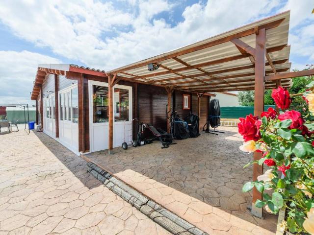 Chalet en venta en Matarrubia, Castilla-La Mancha