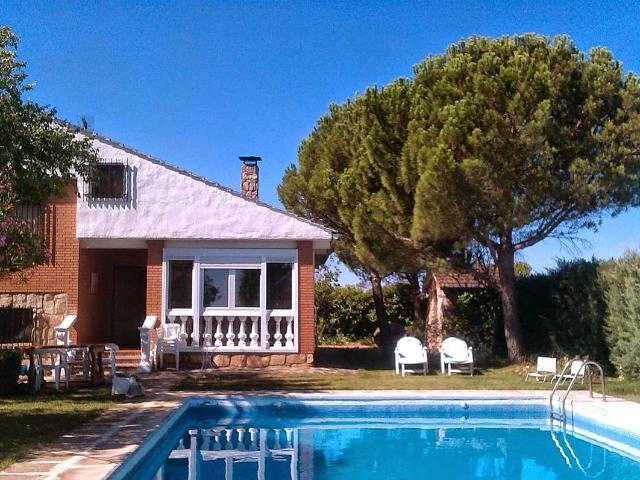 Chalet en venta en Matarrubia, Castilla-La Mancha