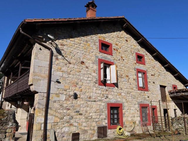 Chalet en venta en Mazcuerras
