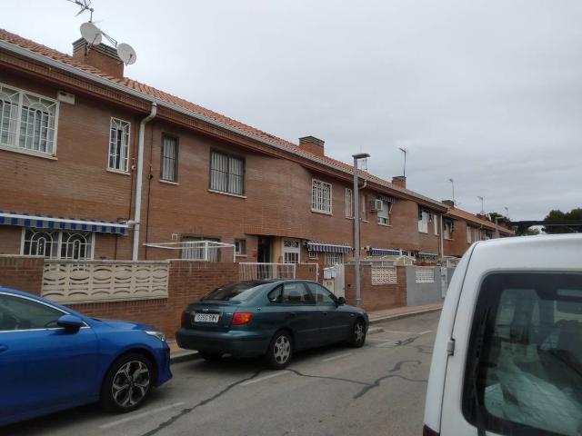 Chalet en venta en Meco, Madrid