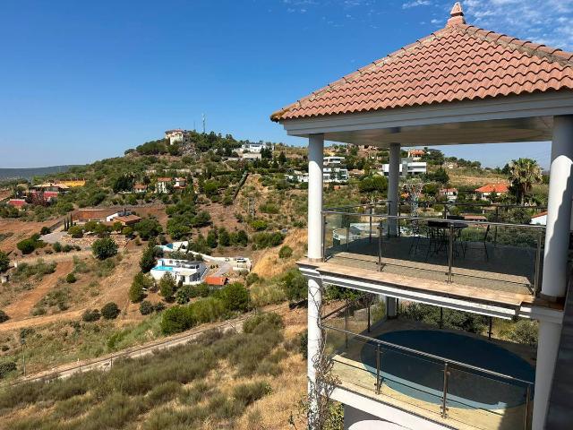 Chalet en venta en Medellín, Extremadura