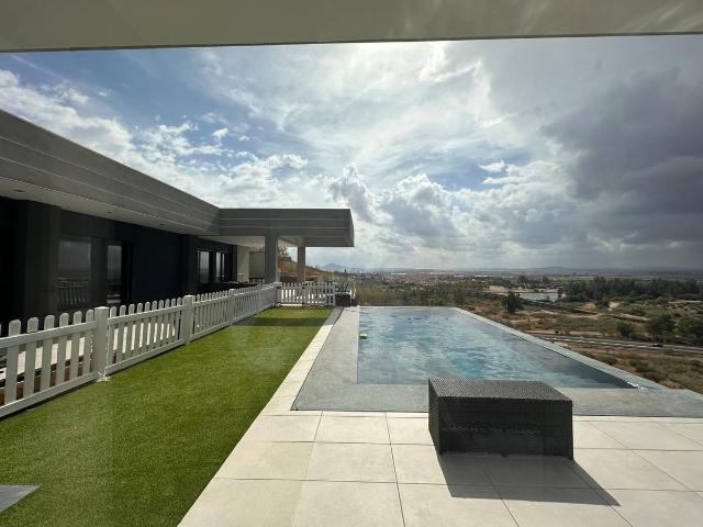 Chalet en venta en Medellín, Badajoz