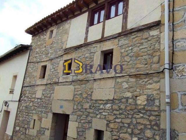Chalet en venta en Medina de Pomar, Burgos