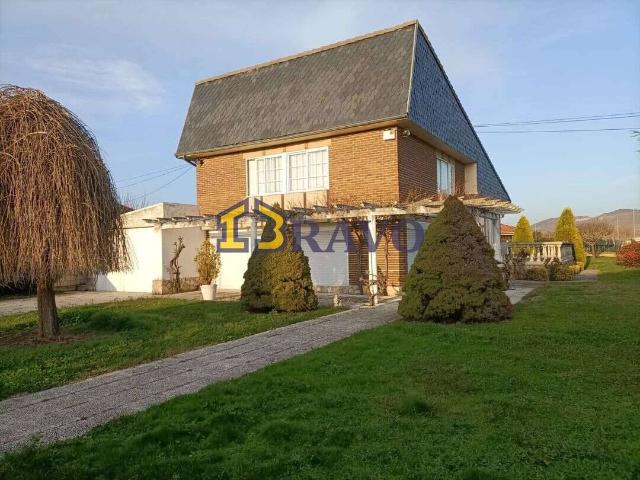 Chalet en venta en Medina De Pomar, Castilla y León