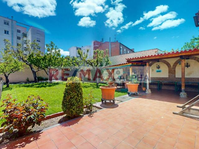 Chalet en venta en Medina Sur, Medina Del Campo