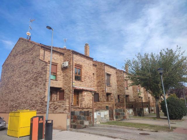 Chalet en venta en Medina Sur, Medina Del Campo