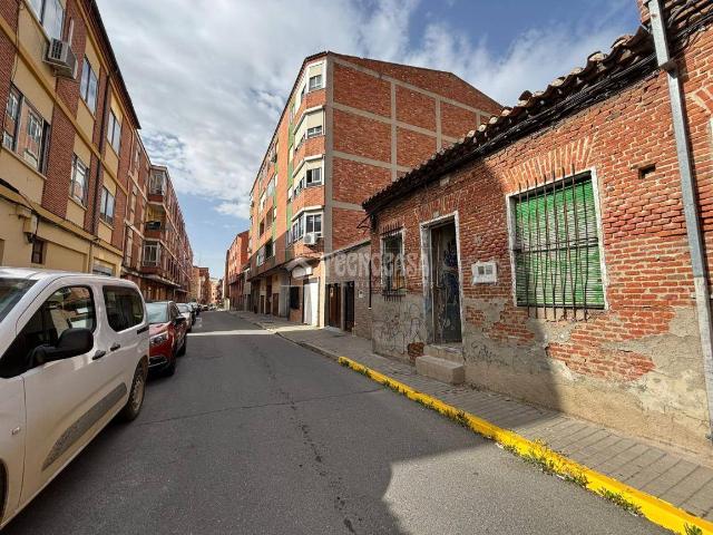 Chalet en venta en Medina Sur, Medina Del Campo