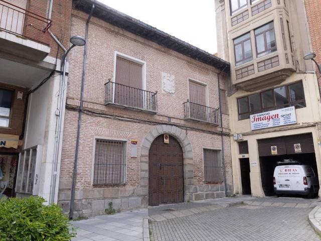 Villa en venta en Medina Del Campo, Medina Sur