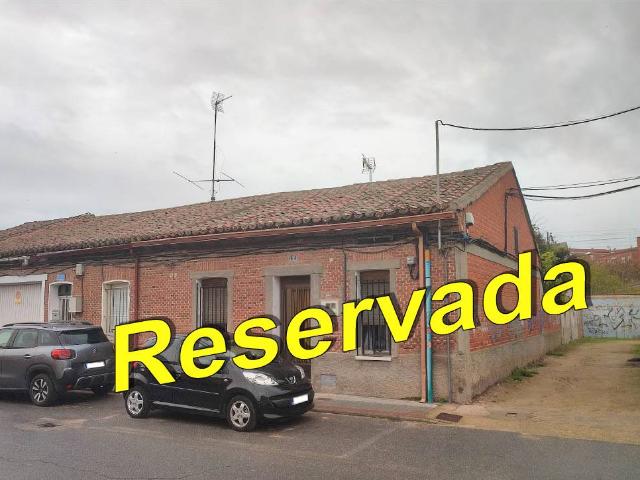 Chalet en venta en Medina Sur, Medina Del Campo