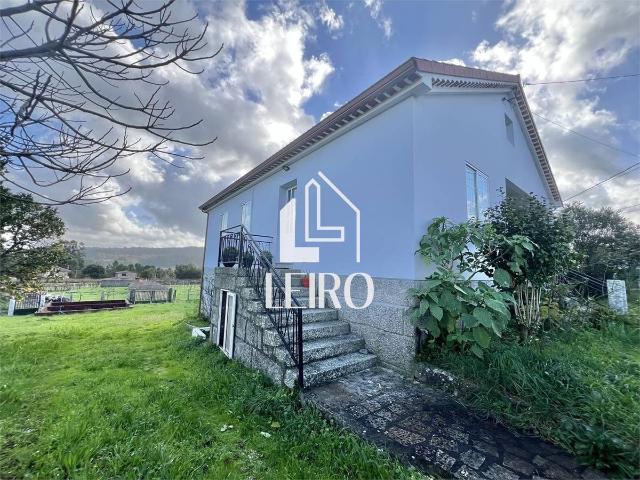 Villa en venta en Meis