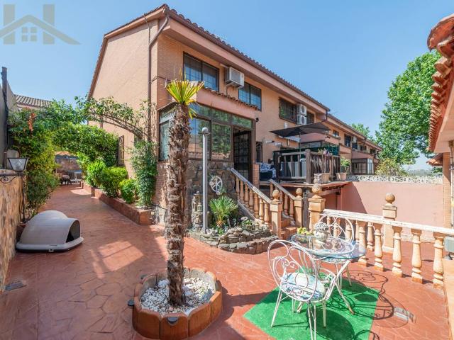 Chalet en venta en Mejorada Del Campo, Madrid