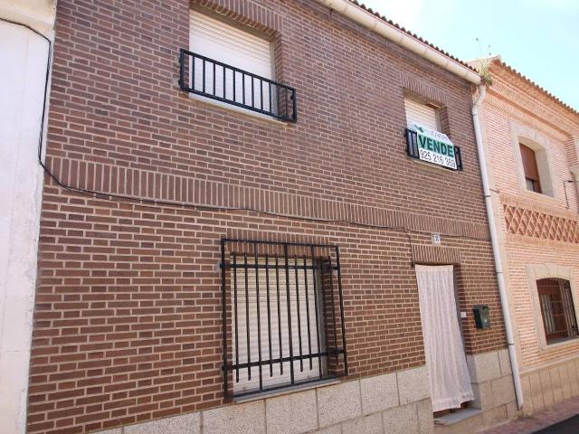 Chalet en venta en Menasalbas, Toledo