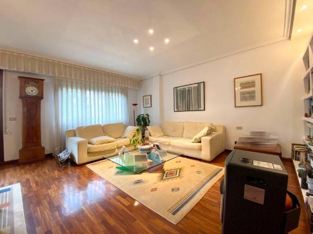 Chalet en venta en Zabalgunea/Ensanche, Gasteizko kuadrilla