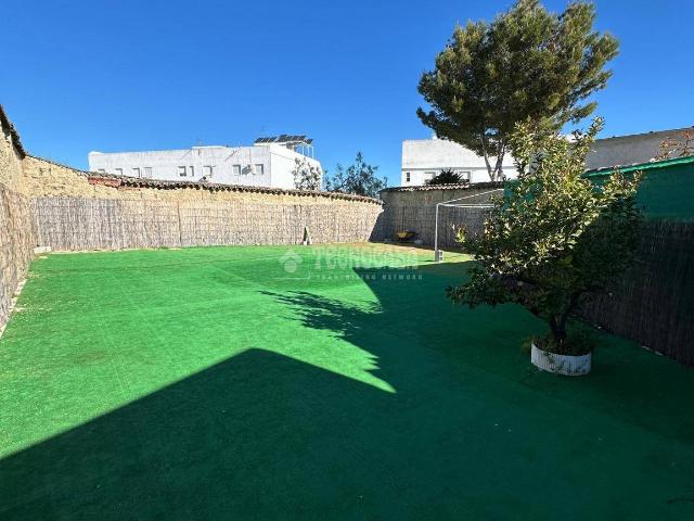 Chalet en venta en Mengíbar, Andalucía