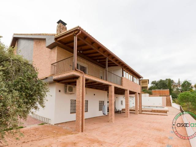 Chalet en venta en Méntrida, Toledo