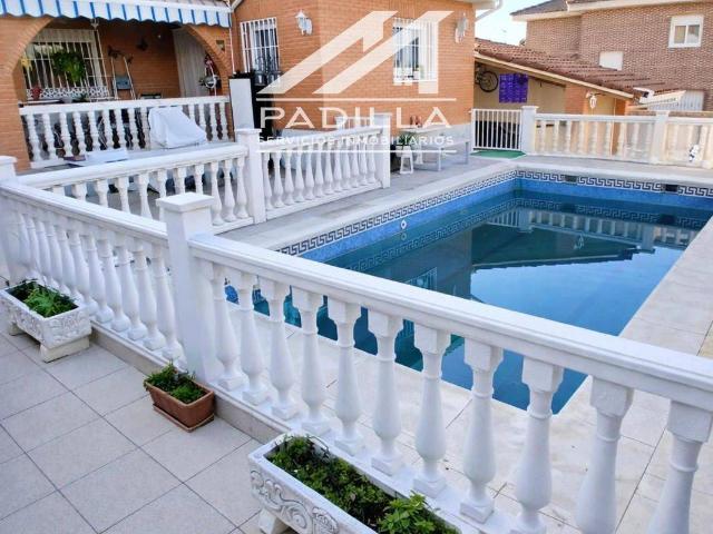 Chalet en venta en Urbanización San Roque II, Méntrida