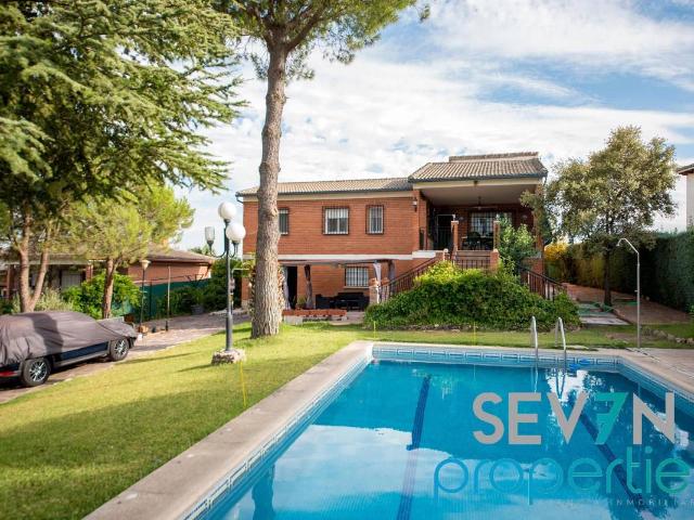 Chalet en venta en Méntrida, Toledo