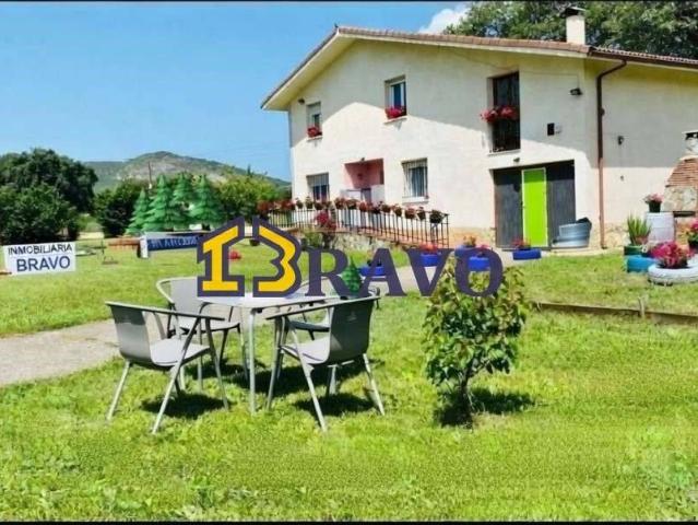 Chalet en venta en Arandilla, Burgos