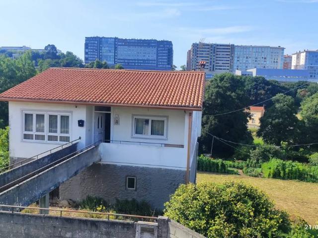 Chalet en venta en Cidade Vella, A Coruña
