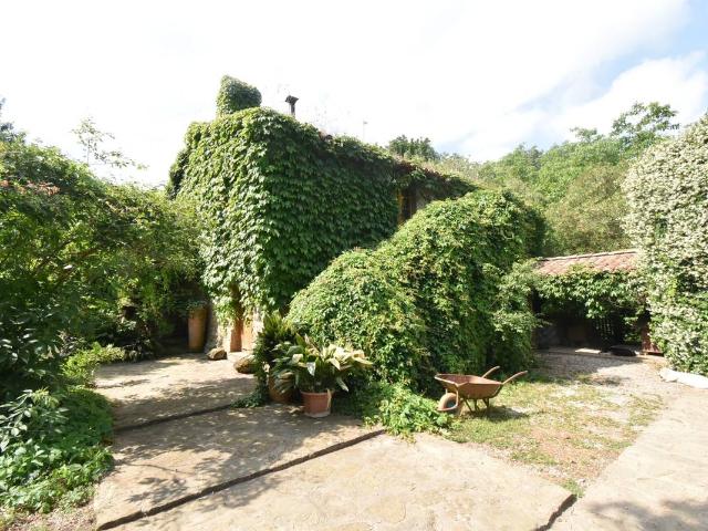 Villa en venta en Mieres
