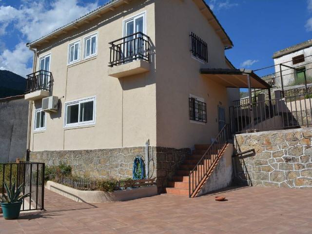 Villa en venta en Mijares