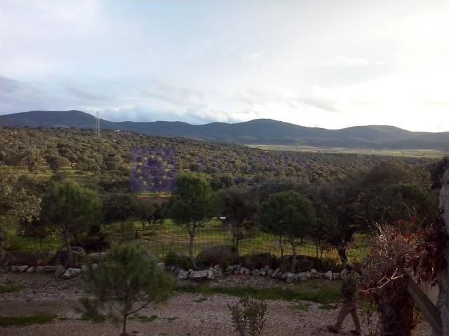 Chalet en venta en Millanes, Extremadura