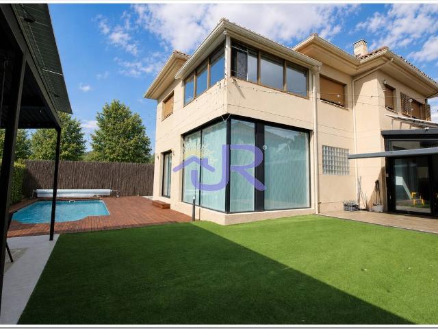 Chalet en venta en Paracuellos De Jarama, Madrid