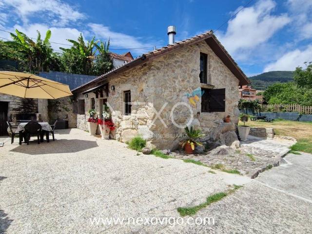 Villa en venta en Moaña, O Cruceiro
