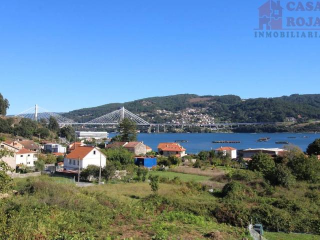Chalet en venta en O Cruceiro, O Morrazo