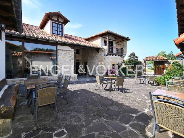 Chalet en venta en Mogro, Miengo