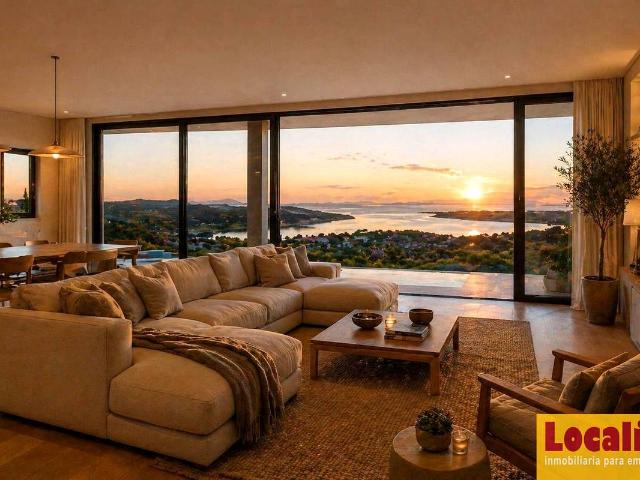 Chalet en venta en Mogro, Miengo