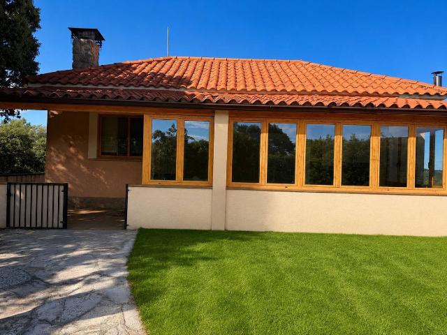 Chalet en venta en Valdemorillo, Madrid