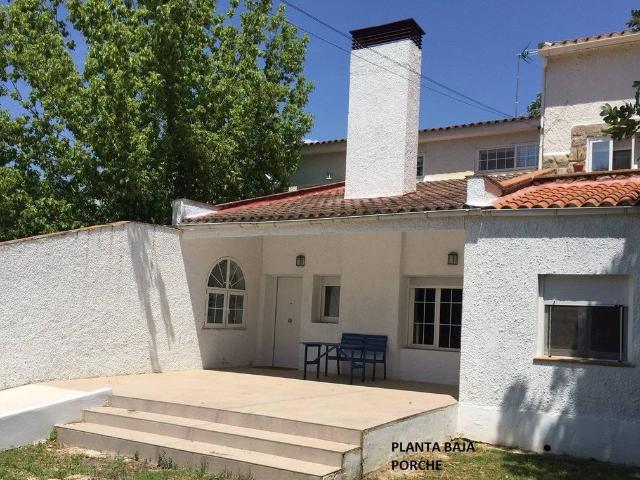 Chalet en venta en Valdemorillo, Madrid