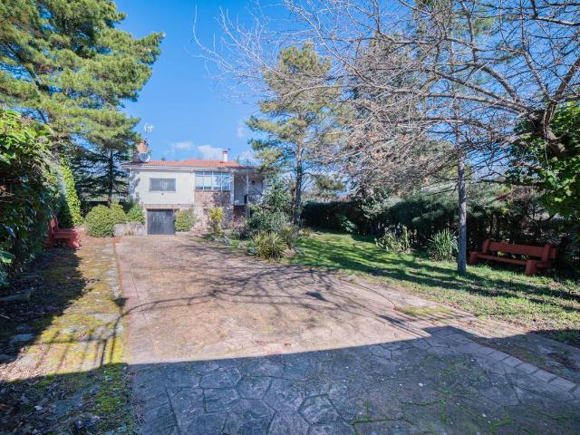 Chalet en venta en Valdemorillo, Madrid