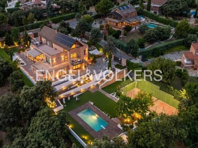 Chalet en venta en Rozas De Puerto Real, Madrid