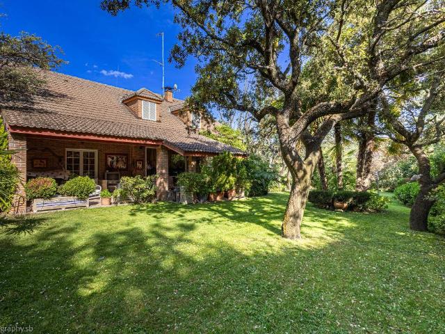 Chalet en venta en Rozas De Puerto Real, Madrid