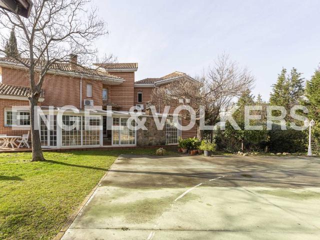 Chalet en venta en Rozas De Puerto Real, Madrid