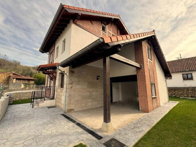 Chalet en venta en Molledo, Cantabria
