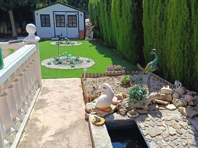 Chalet en venta en l'Horta Nord, Valencia