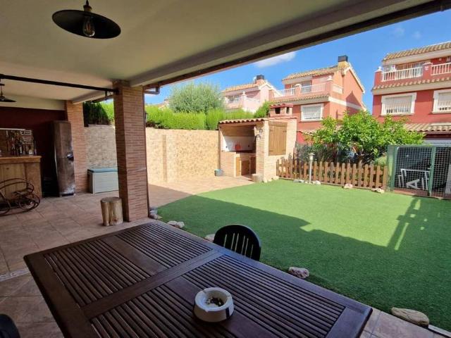 Chalet en venta en l'Horta Nord, Valencia