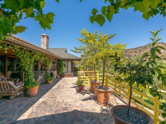 Villa en venta en Monda