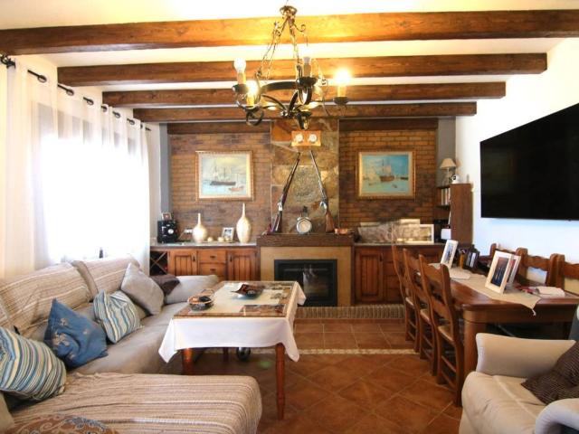 Villa en venta en Monda