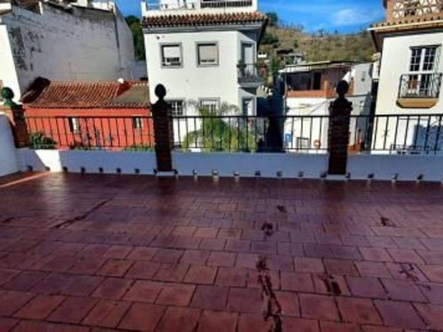 Villa en venta en Monda