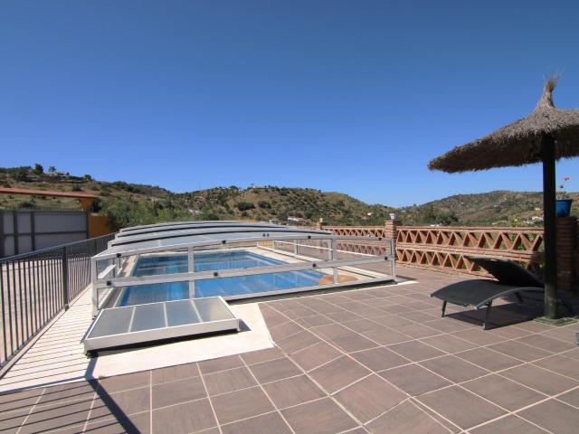 Villa en venta en Monda