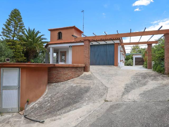 Chalet en venta en Sierra de las Nieves, Andalucía