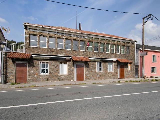 Chalet en venta en Monfero, O Eume