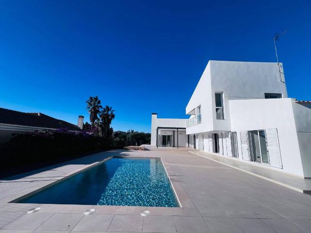 Chalet en venta en Mujeres Deportistas, el Vinalopó Mitjà / El Vinalopó Medio