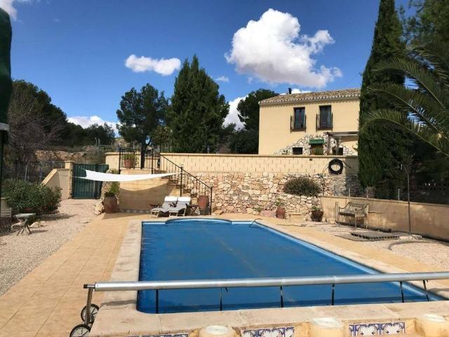 Chalet en venta en Monòver / Monóvar, Alacant / Alicante