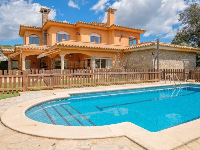 Villa en venta en Mont-ras